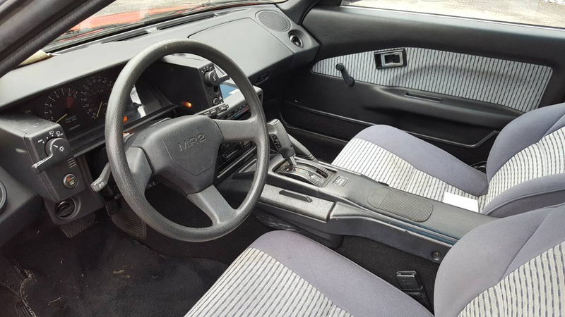 Illustration for article titled For $1,800, Could This 1989 Toyota MR2 Be Automatically Desirable?